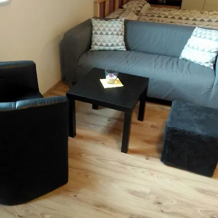 Klein Auheim Familie Ganss Apartment